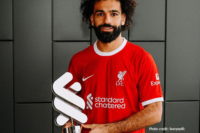 Liverpool's  Mo Salah named Standard Chartered Player of the Month for October